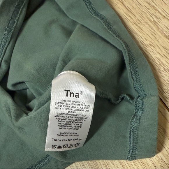 TNA Aritzia Scoop Tank - Picture 3 of 5